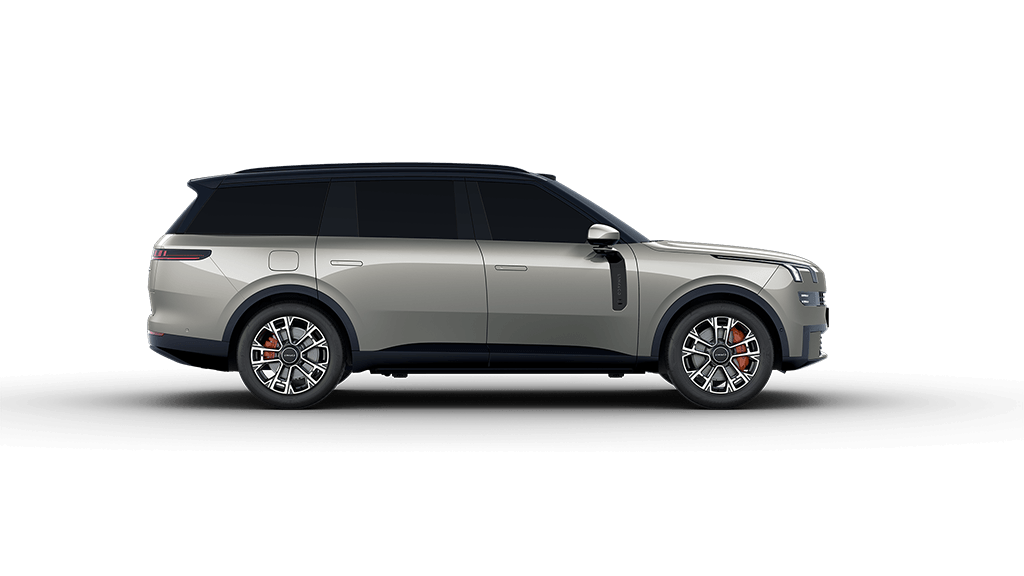 Lynk & Co 900