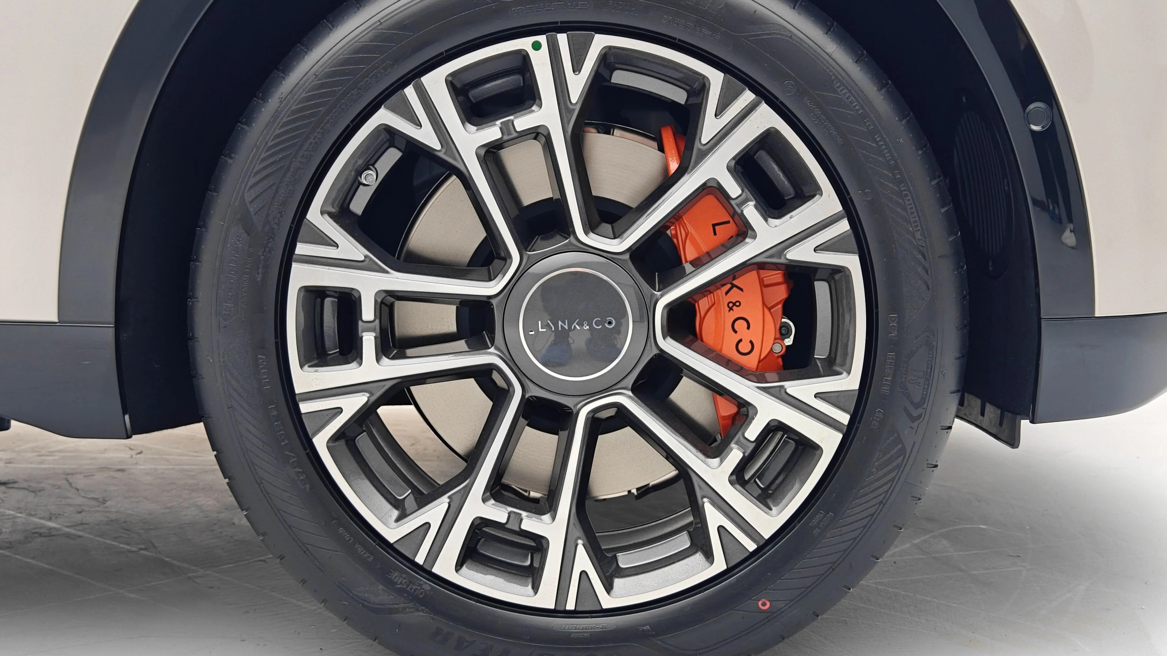 Lynk & Co 900 - ngoại thất 11